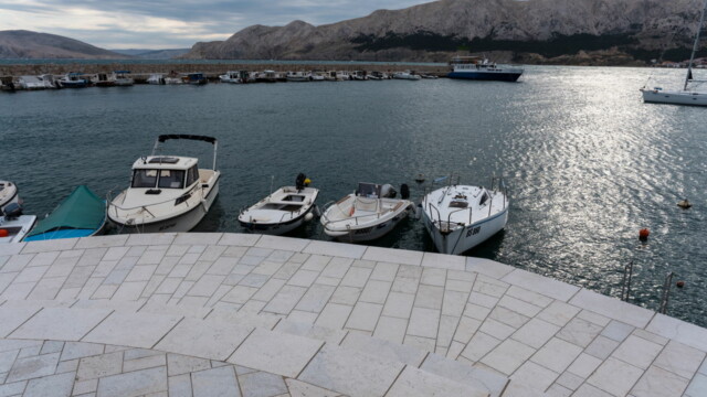 Obala, Baška Obala, Baška