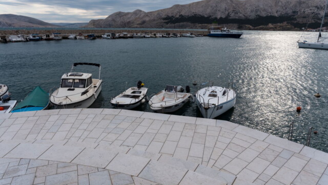 Obala, Baška Obala, Baška